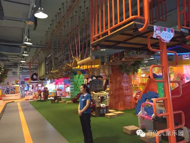 百伦儿童乐园都江堰店
