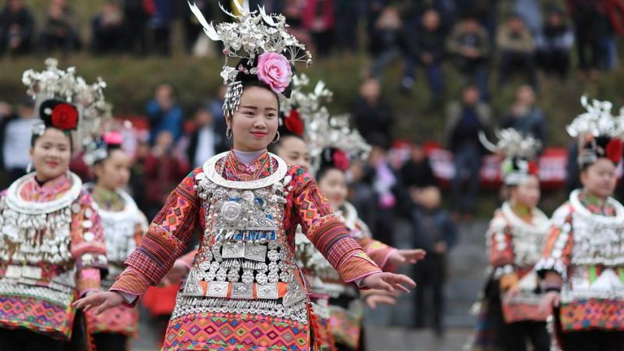 {{微信昵稱}}貴州少數(shù)民族風(fēng)情節(jié)邀月而來(lái)