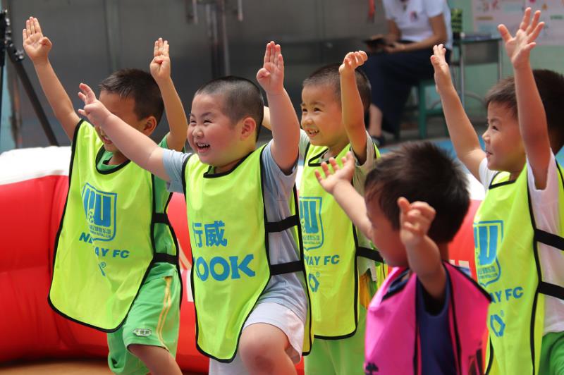 湛江市师院幼儿园幼儿足球训练通知