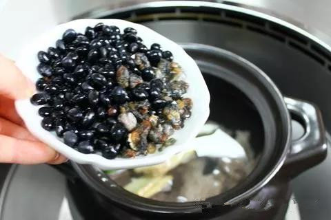 預防白發早生的小秘訣