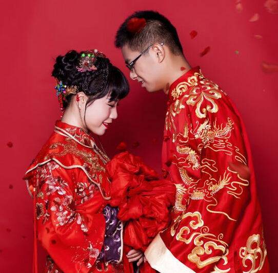 张济鹏&杨迪答谢礼邀请函张灿鹏78陈佳银的婚礼邀请帖鹏博士 鹏云