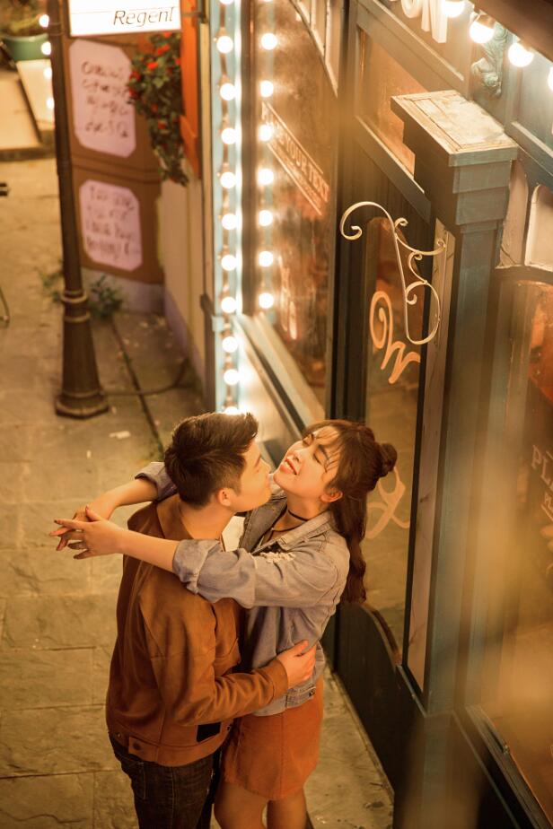 文钦&王程的红色炸弹!