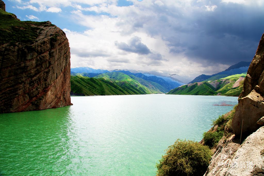 花儿昌吉·幸福玛纳斯我是第{{count}}位为塔西河乡点赞