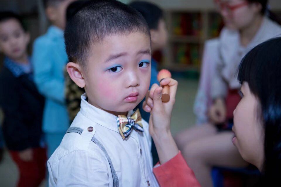 李思辰小朋友生日邀请函