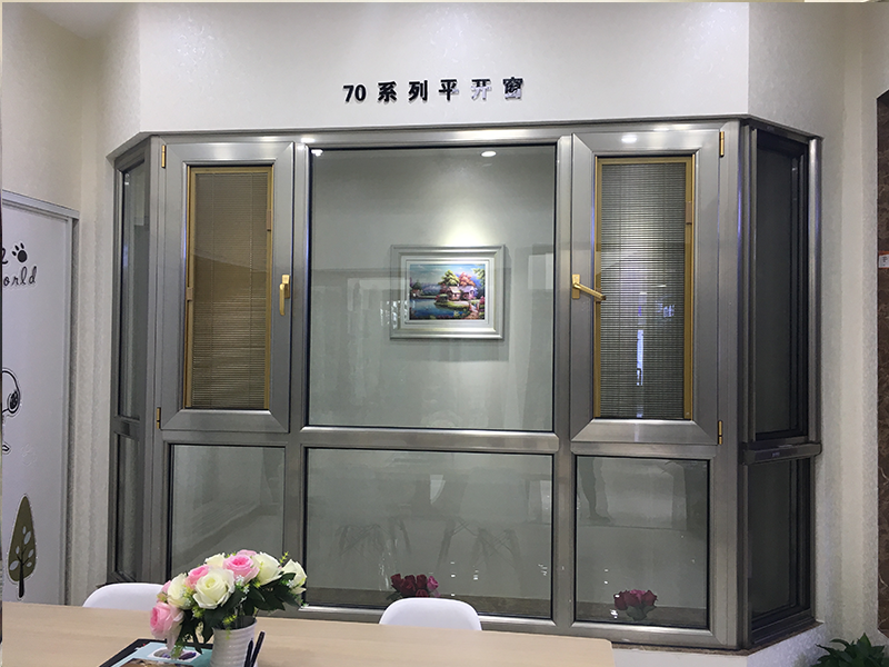 柏莱特巴森门窗 一种品味 一种情怀!