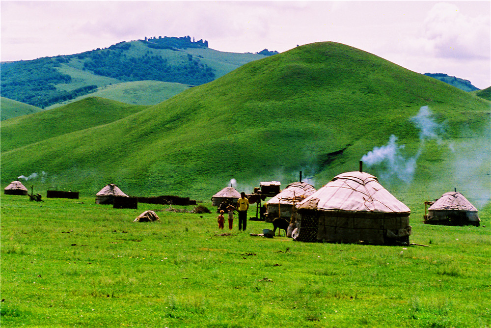 赤峰旅游十大看点_微场景创作- 兔展h5作品