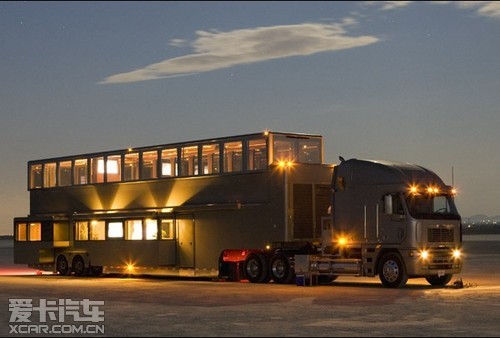 青职院房车露营展邀请函