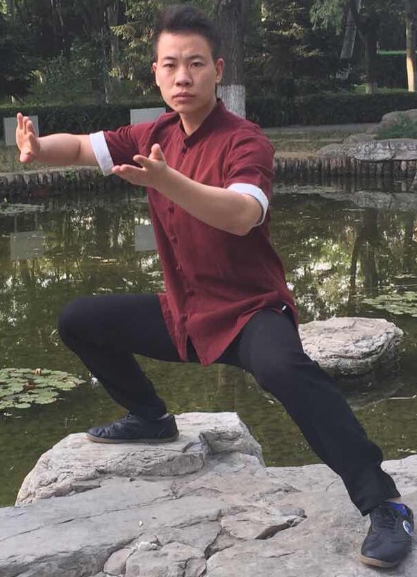 乔老师是国际太极拳大师陈自强入室弟子,陈家沟陈氏太极拳第二十一世