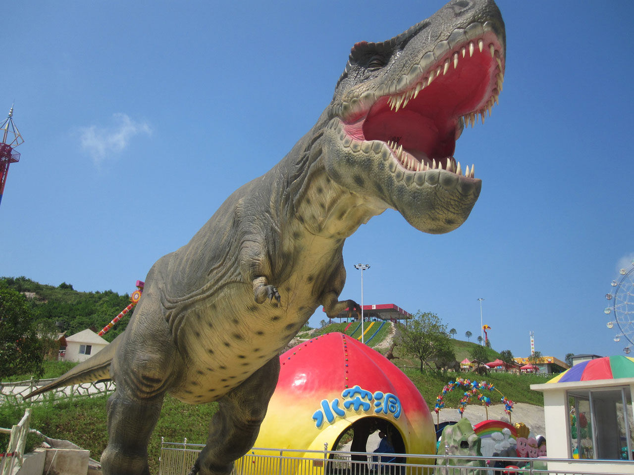 铜仁首家恐龙主题游乐园欢迎您!